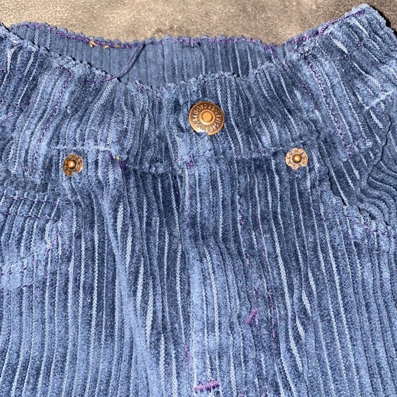 2T Levi’s Corduroy Pants - Picture 5 of 6